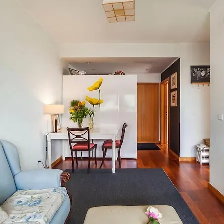 Penthouse Center